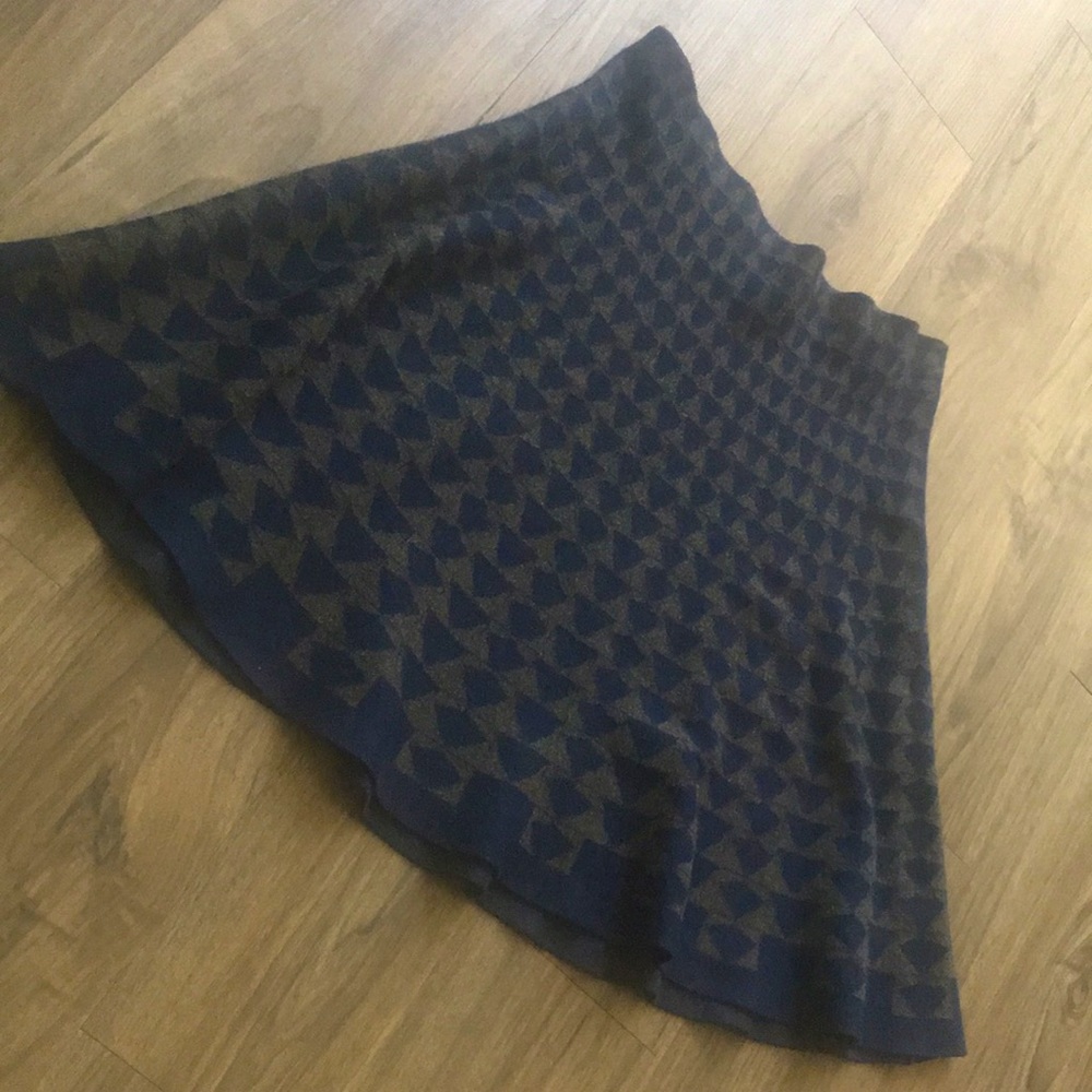 Max Studio Blue Triangle Patterned Knit / Sweater Skirt